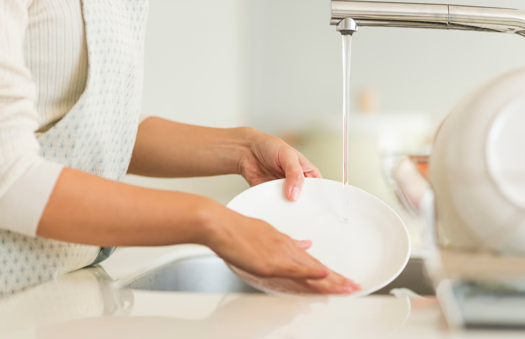 Cách Rửa Bát: Không Tráng Lại Sau Khi Rửa